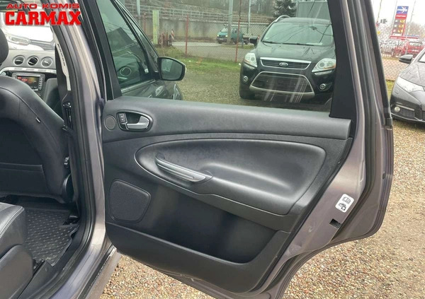 Ford S-Max cena 44900 przebieg: 162000, rok produkcji 2012 z Świeradów-Zdrój małe 667